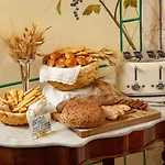 Boutique Campo De' Fiori Hotel 3*