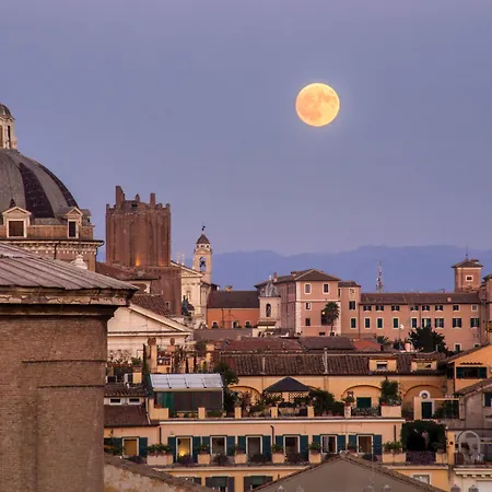 酒店 鲜花广场精品酒店