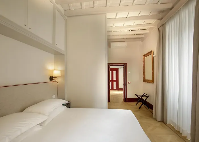 鲜花广场精品酒店 酒店