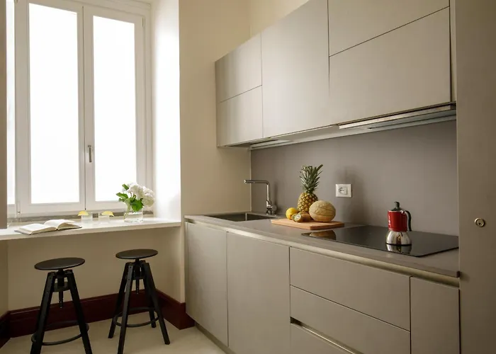 鲜花广场精品酒店 酒店 3*