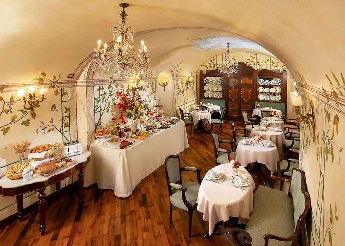 酒店 鲜花广场精品酒店