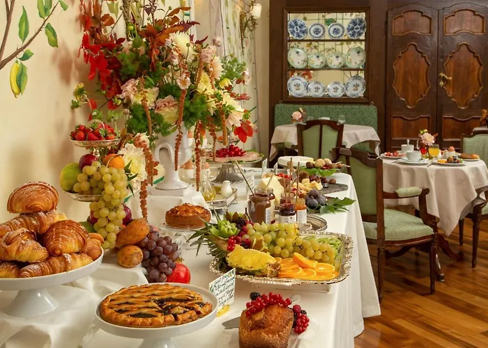 鲜花广场精品酒店 酒店 3*