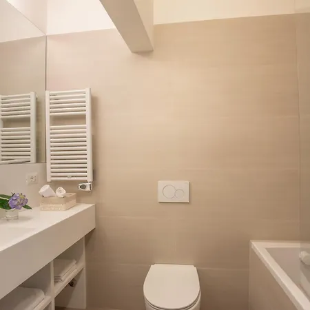 Boutique Campo De' Fiori 3*